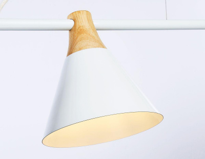 Подвесная люстра Ambrella light Traditional TR8196