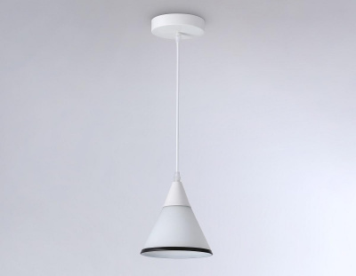 Подвесной светильник Ambrella light Traditional Modern TR3166