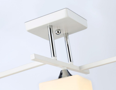 Потолочная люстра Ambrella light Traditional Modern TR303113