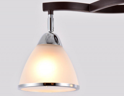 Потолочная люстра Ambrella light Traditional TR3112