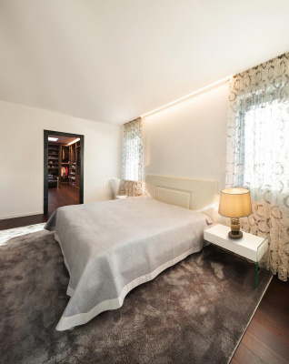 Настольная лампа Globo Livia 15255T