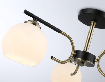 Потолочная люстра Ambrella light Traditional Modern TR303311